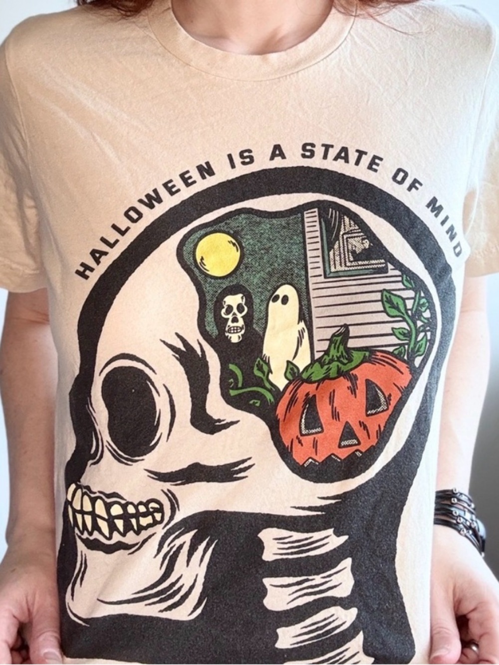 Skull Halloween Graphic Tee Small Goth Pumpkin Ghost Shirt Cream